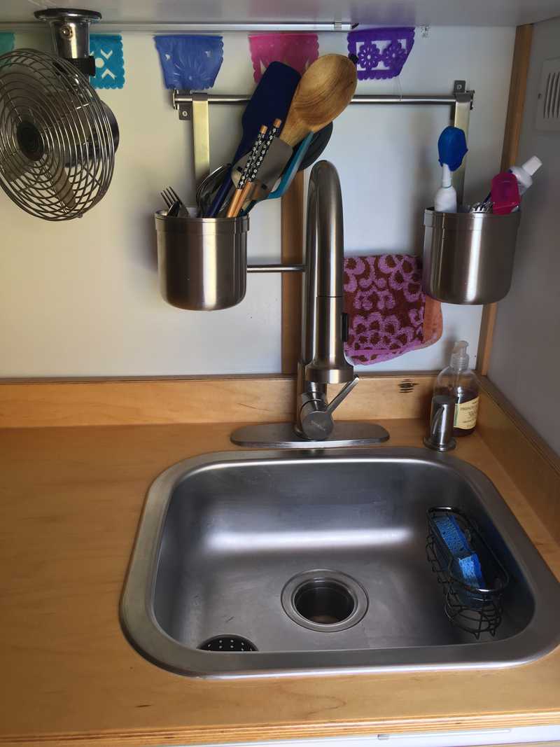 Kitchen sink, ready for some dishes